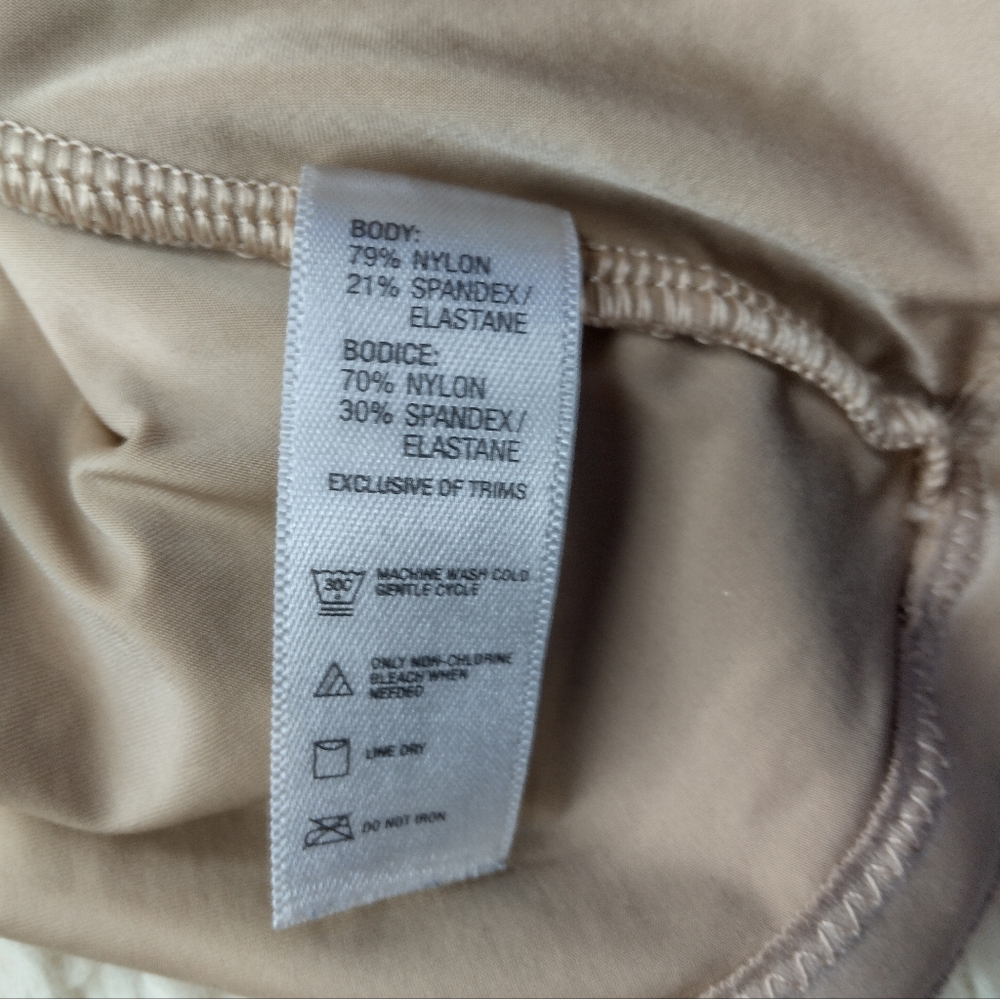 Spanx Slimplicity Open Bust Boost Camisole Nude Shapewear Size S - Picture 7 of 9